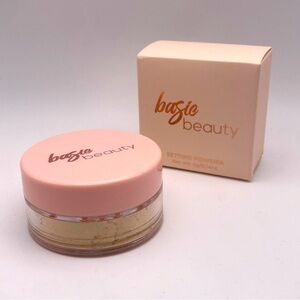 BASIC BEAUTY | “Banana” | Setting Powder (Brand New!) 💘